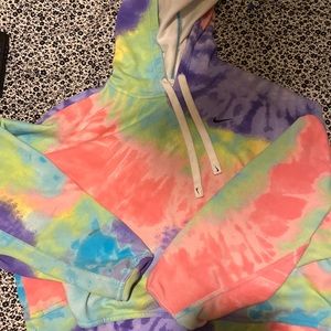 Size large, tie-dye, Nike hoodie, crop style